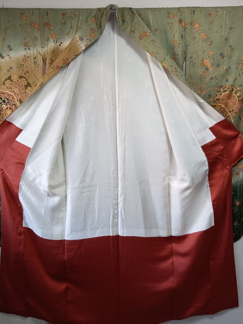 振袖 緑と金のグラデーション 花柄 金駒刺繍 金彩 J-9