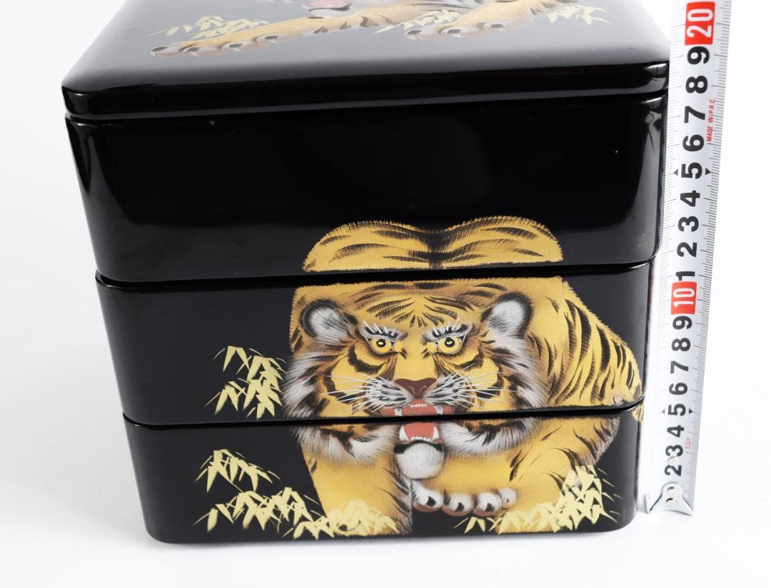 寅彫漆 木製堅地 重箱 立山作 三段重 茶道具