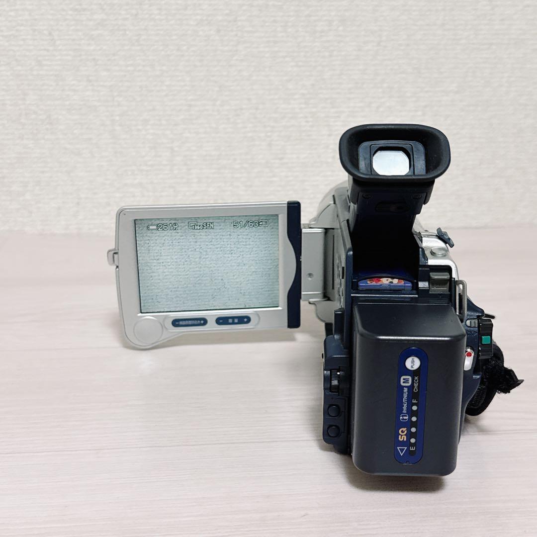 2128【希少品】SONY DCR-TRV30 Mini DV ナイトショット