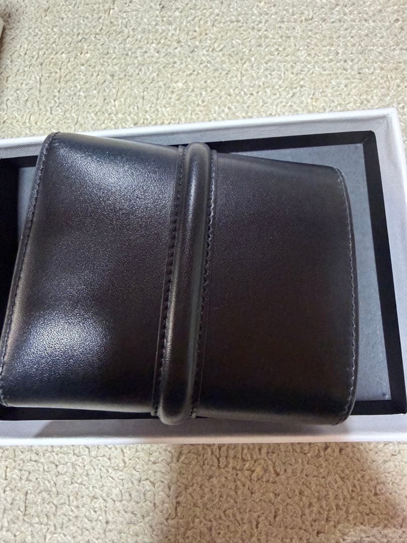 Celine 黒 レザー 三つ折り財布　使用済み