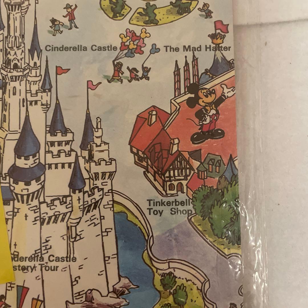 未開封 マップポスター 東京ディズニーランドスーベニアマップ パーク柄