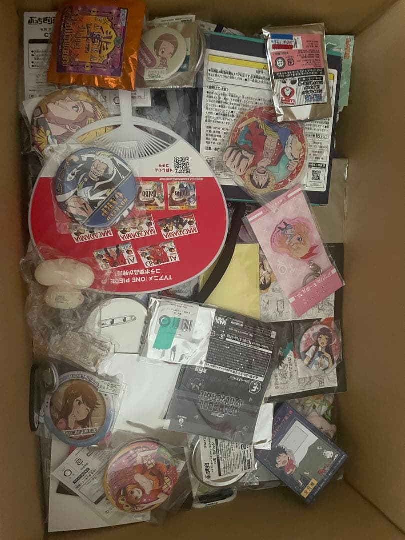 アニメグッズ　大量まとめ売り　120サイズ　500点以上