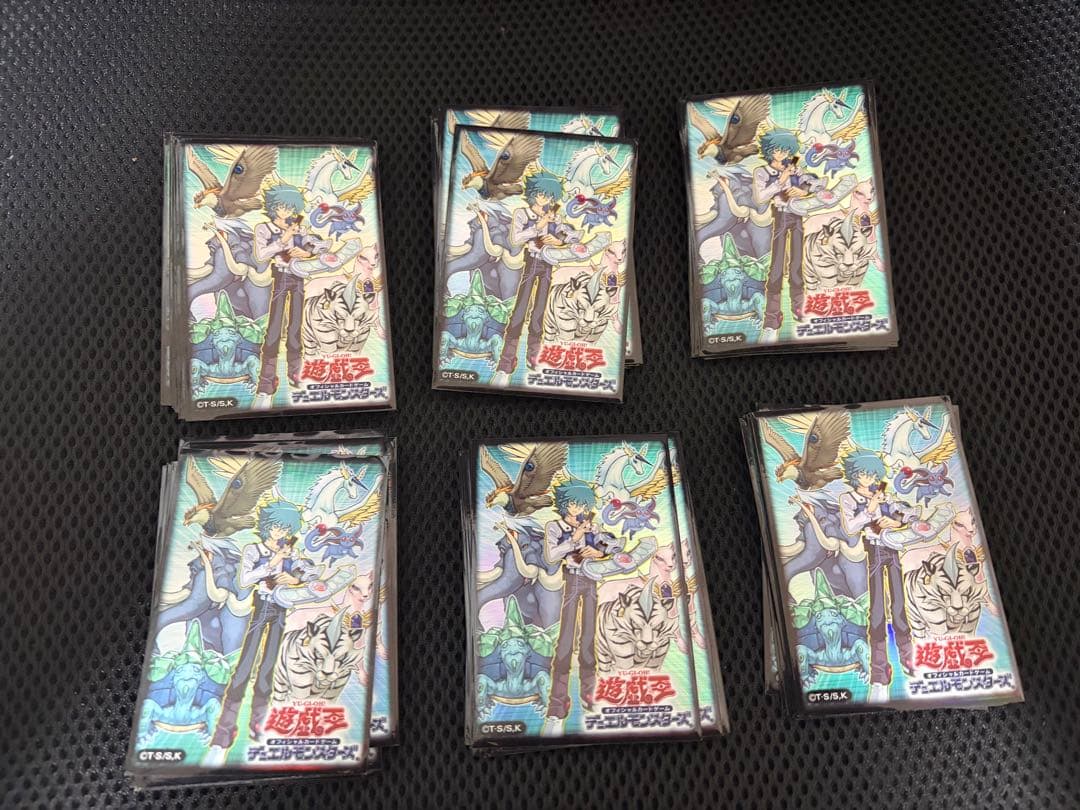 遊戯王 デュエリストカードプロテクター ヨハン スリーブ 71枚