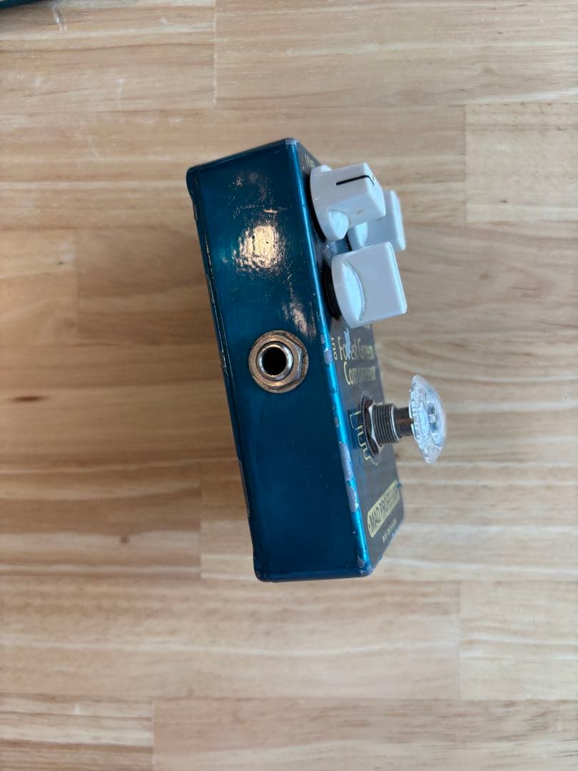 Mad Professor Forest Green Compressor初期型