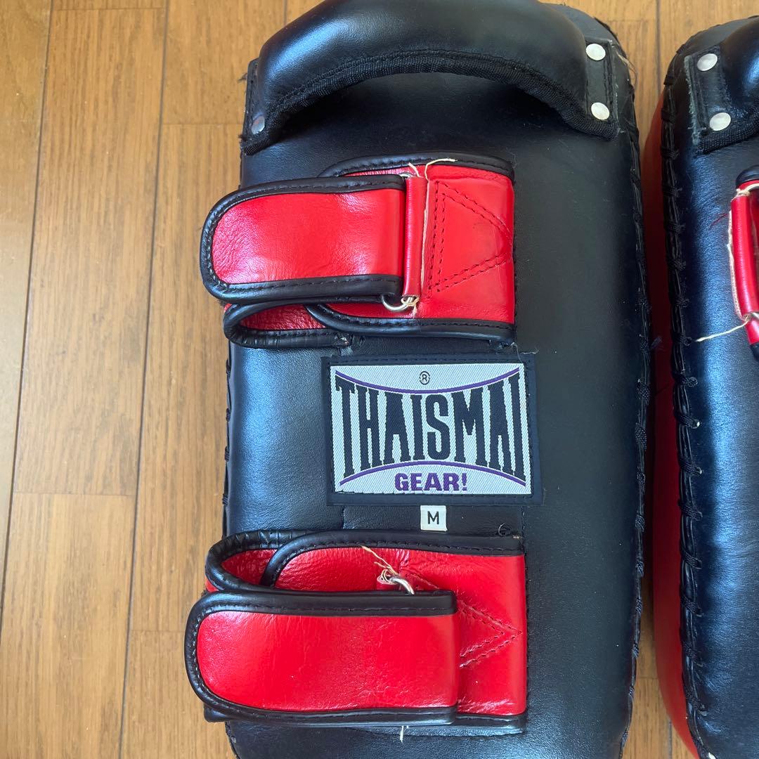 THAISMAI キックミット M 黒/赤の通販はau PAY マーケット - 輸入雑貨