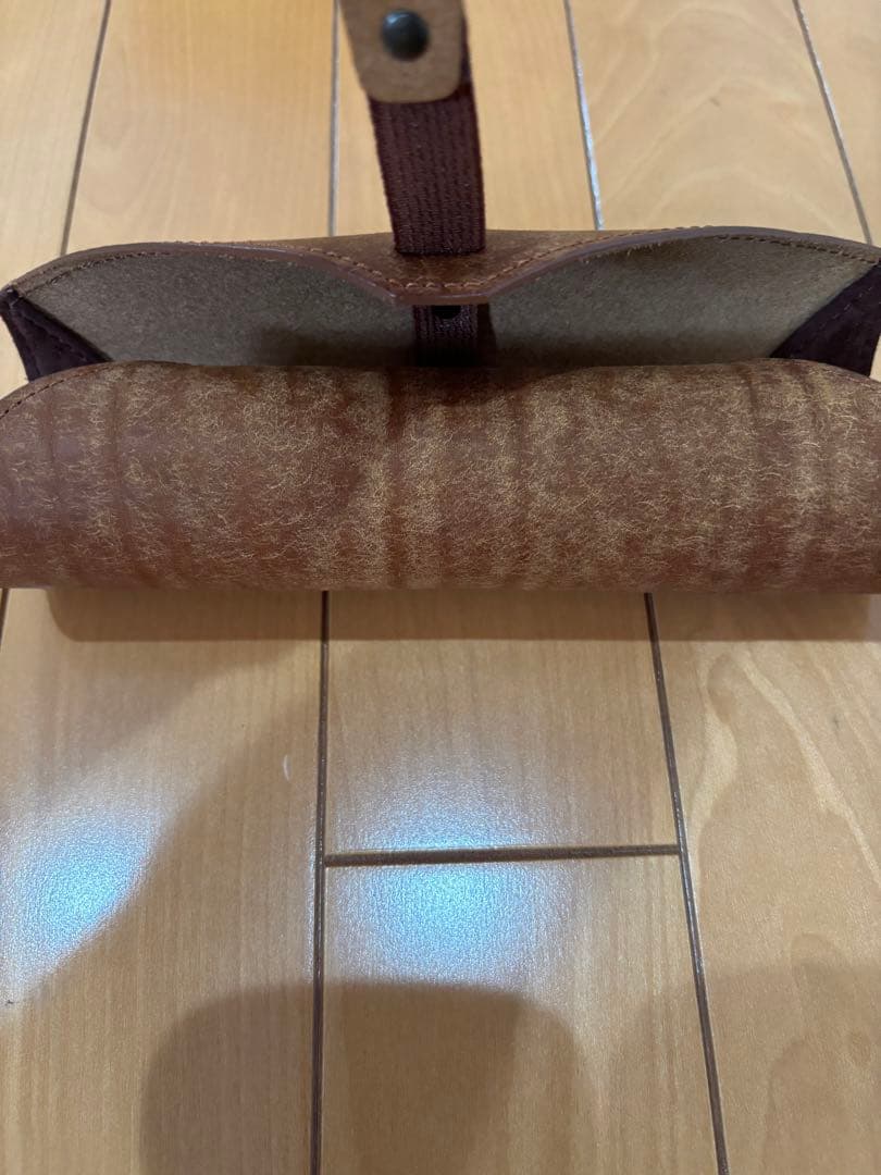 エムピウ ロトロ ロールタイプ筆箱 プエブロレザー ロール ペン ケース 革