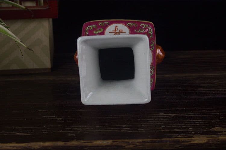 景徳鎮陶磁パステルカラー万寿無疆四方花瓶 陶磁器 装飾品 現代工芸品