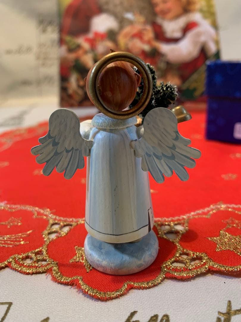 ドイツ製 木製人形 ケーテウォルファルト社の限定クリスマスベル持つ