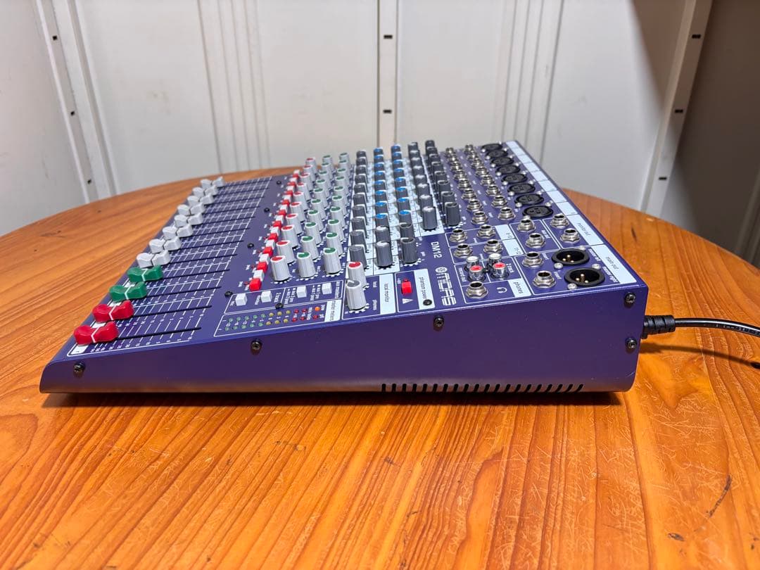 Midas DM12 アナログミキサー