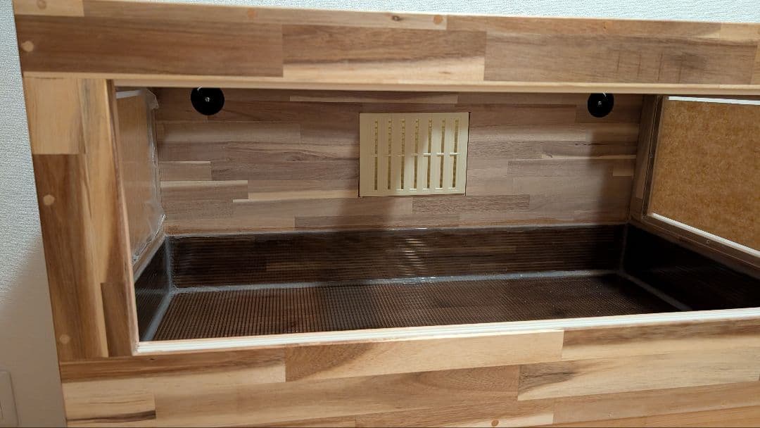 アカシア集成材15ミリ幅90縦45奥行45蜜蝋オイル仕上げ 爬虫類小動物