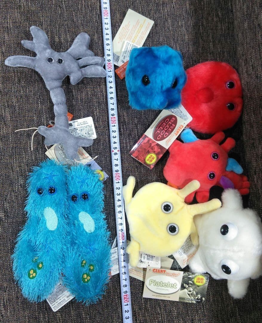 ジャイアントマイクロブス　ぬいぐるみ　キーホルダー　大・小　まとめ売り　58個
