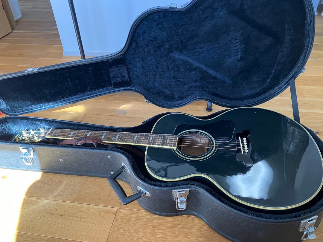 YAMAHAギターハードケース付き