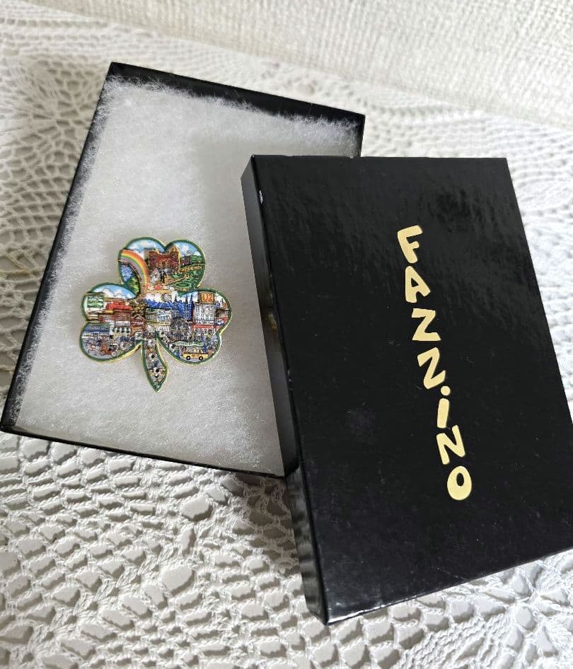 【希少】チャールズ ファジーノ 3Dアート ブローチ イラスト集 3点セット