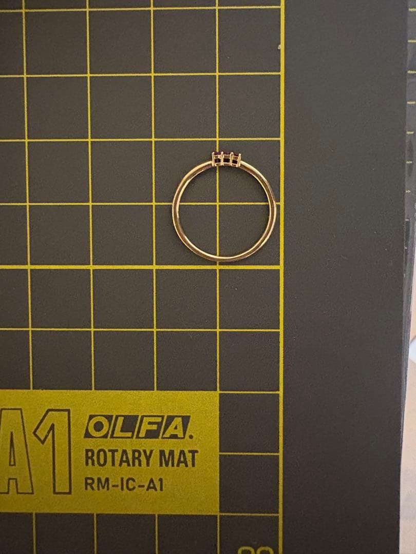 【セール】オレフィーチェOrefice K18ルビーハンナリング 4号 箱要相談