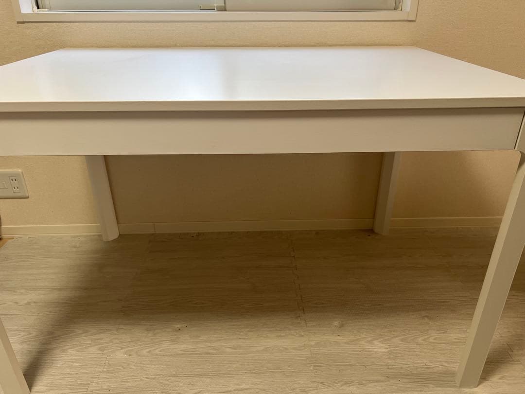 【最終値下げ】IKEA EKEDALENダイニングテーブル　ホワイト