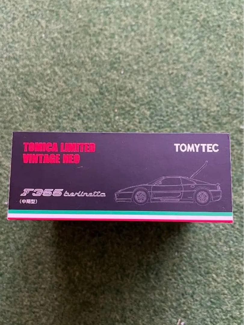 トミカリミテッドヴィンテージネオ　フェラーリF355ベルリネッタ グレー