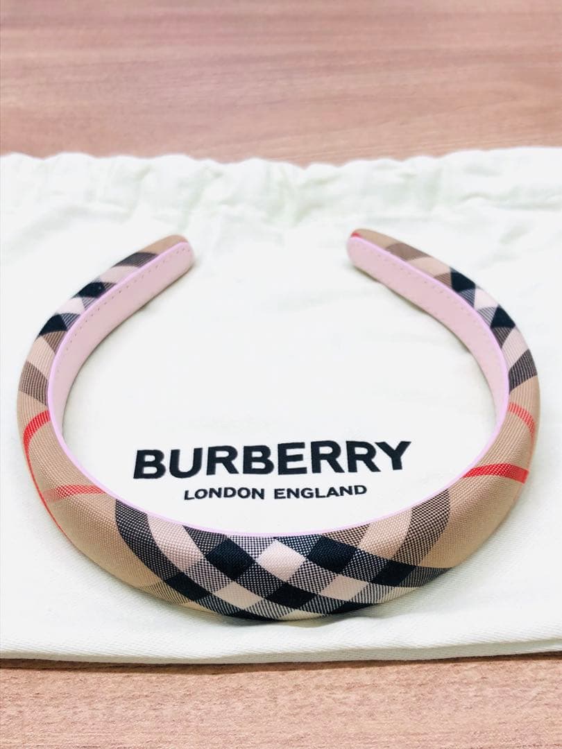 未使用品！ バーバリー カチューシャ チェック