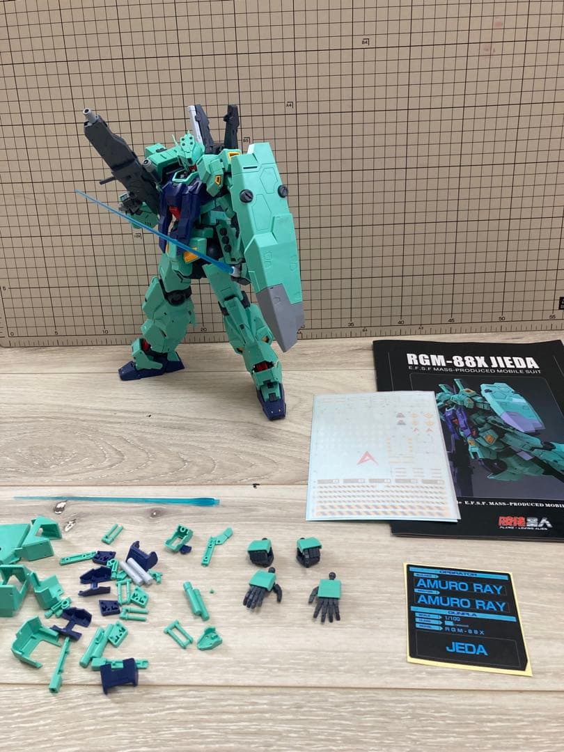 ジェダ アムロ専用機 海外 JIEDA 1/100スケールキット - メルカリ