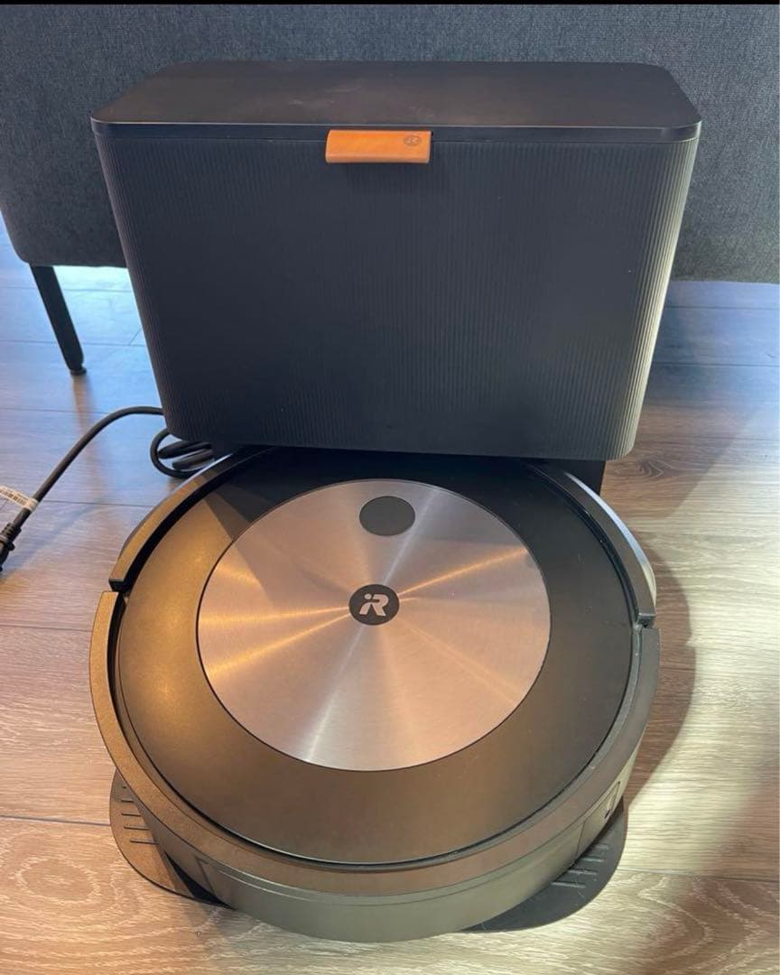 iRobot Roomba j7+ 本体 充電ドック付き