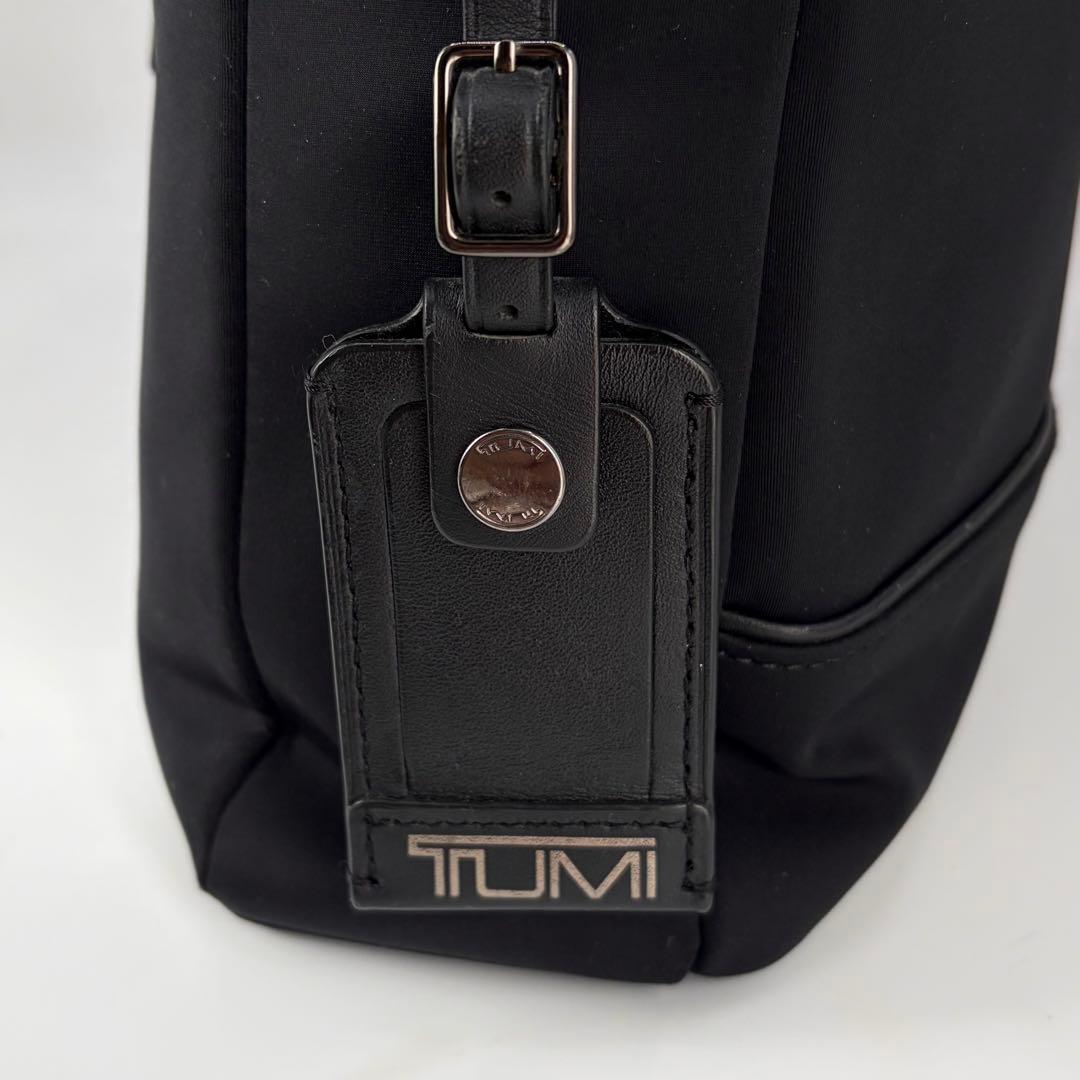 【美品】トゥミ ビジネスバッグ ハリソン バーンズブリーフ スリム ブラック