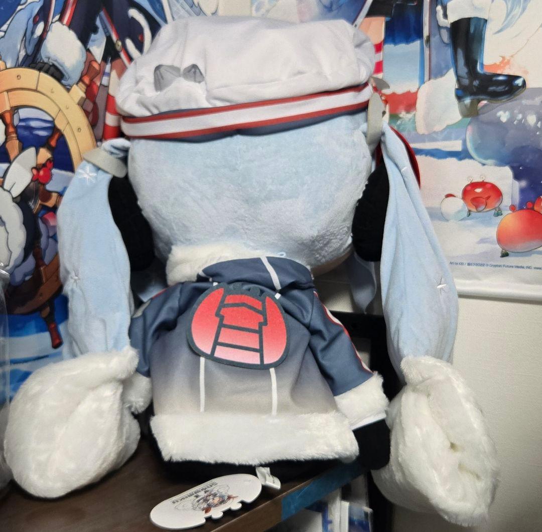 雪ミク 2022 どでかふわふわぬいぐるみ ジャンボぬいぐるみ - メルカリ