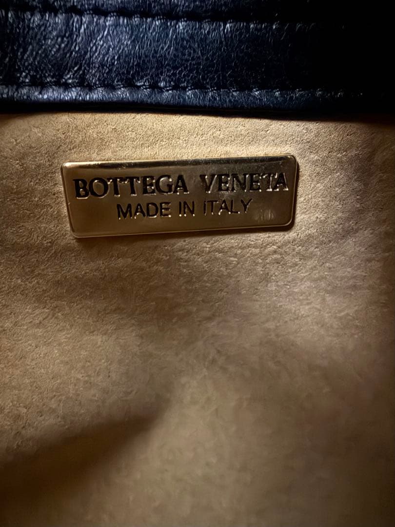 ボッテガヴェネタ イントレチャート　ショルダーバッグ