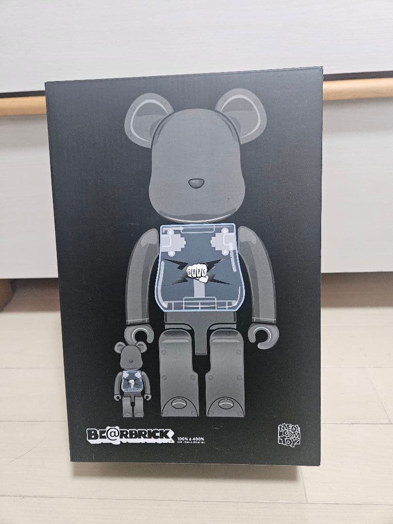BE@RBRICK THE RAMPAGE 100% & 400%　ランペ ダンス＆ボーカルグループ「THE RAMPAGE」のBE@RBRICKが100％＆400％の