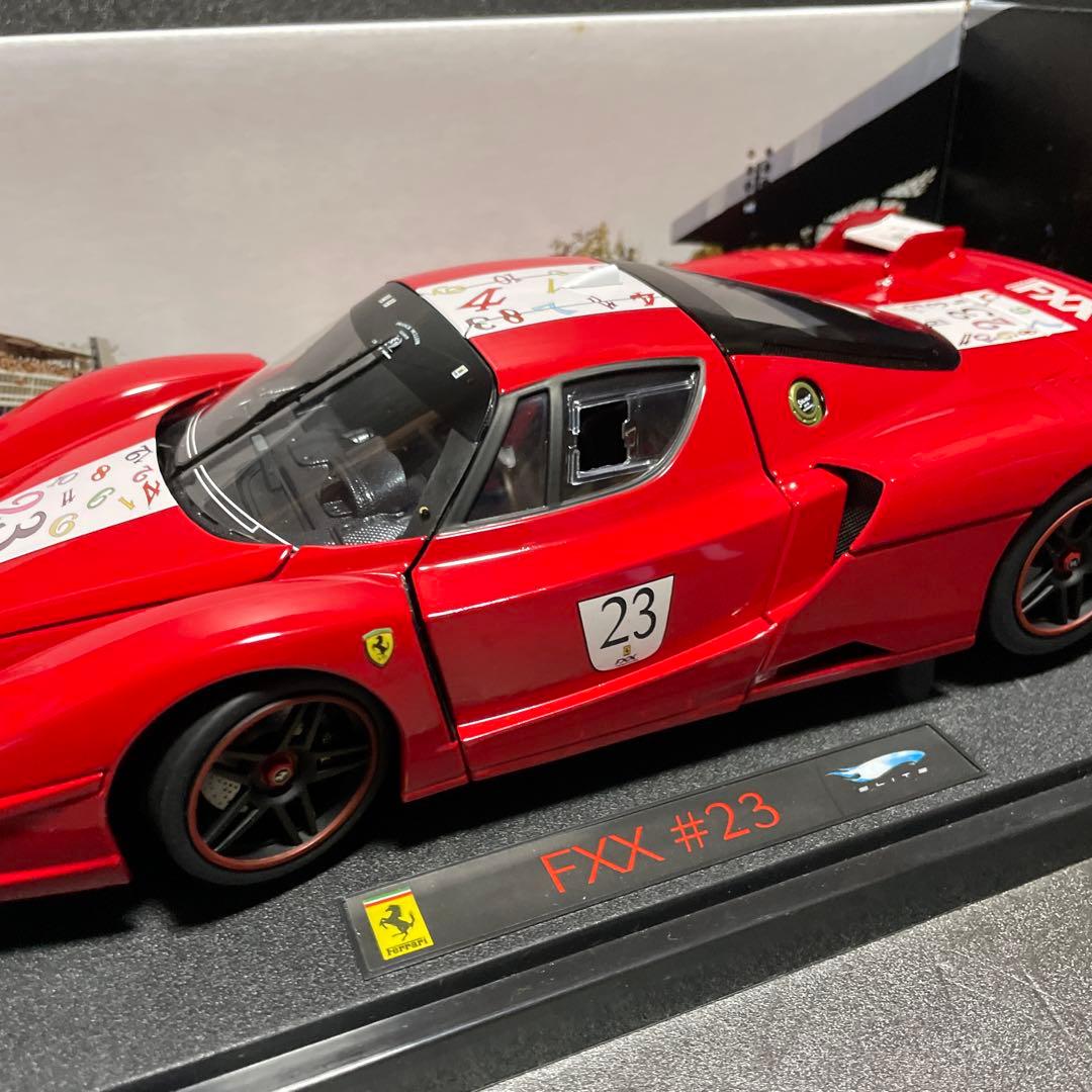 ホットウィール　エリート　1/18フェラーリ FXX #23