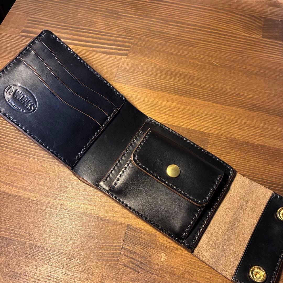 トラッカーウォレット　ハーフタイプ　ホーウィン社　クロムエクセル　二つ折り