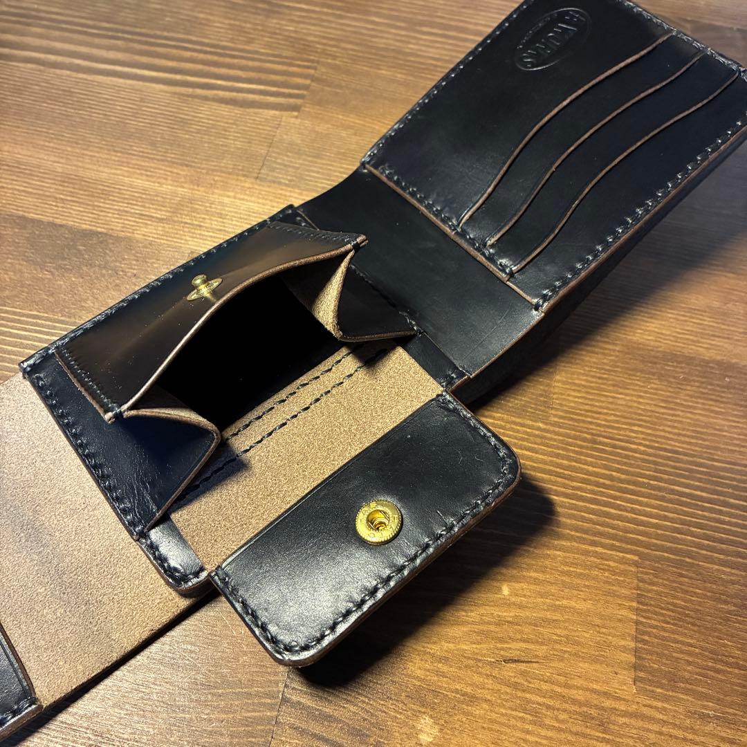 トラッカーウォレット　ハーフタイプ　ホーウィン社　クロムエクセル　二つ折り