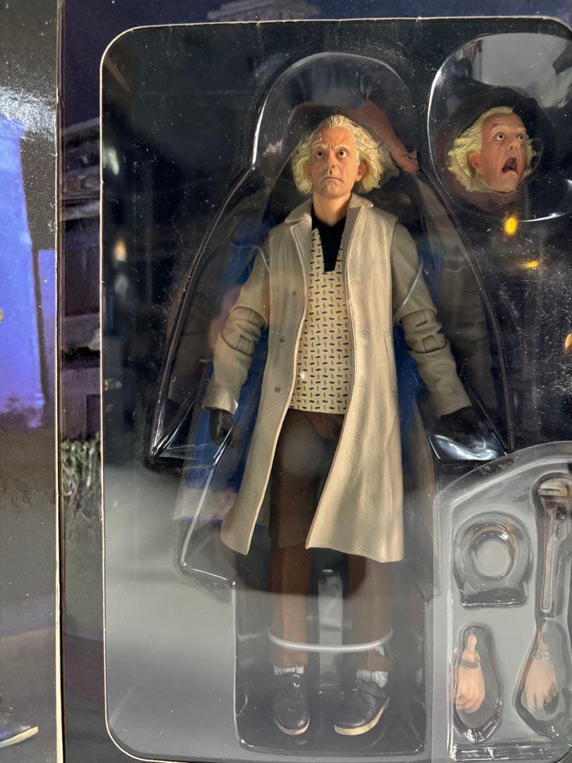 NECA バックトゥザフューチャー ドク・ブラウン 35周年記念