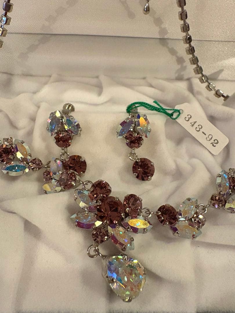 AIMER スワロフスキー　ネックレス＆イヤリング セット