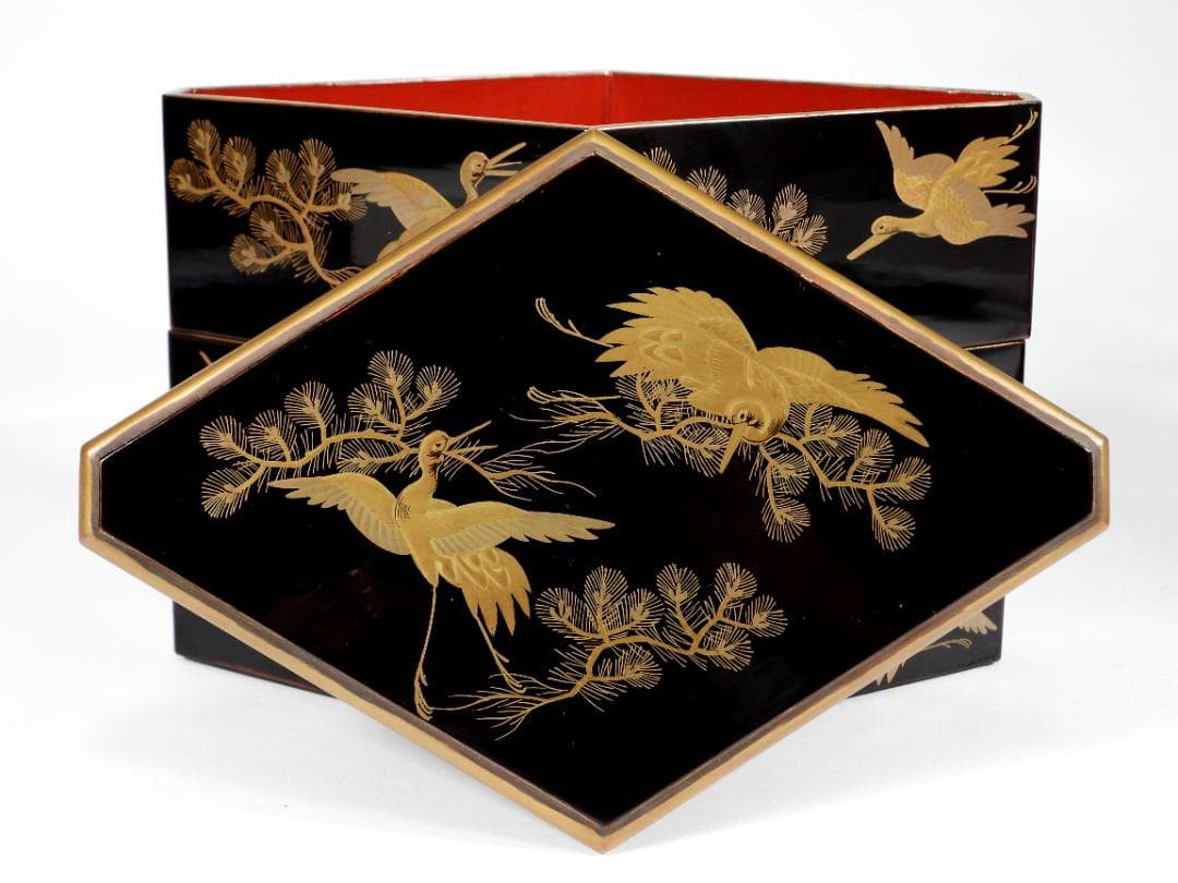 能登輪島塗 豪華金彩蒔絵 三重提箱 木製漆器 『坂井』 蒔絵飛鶴図