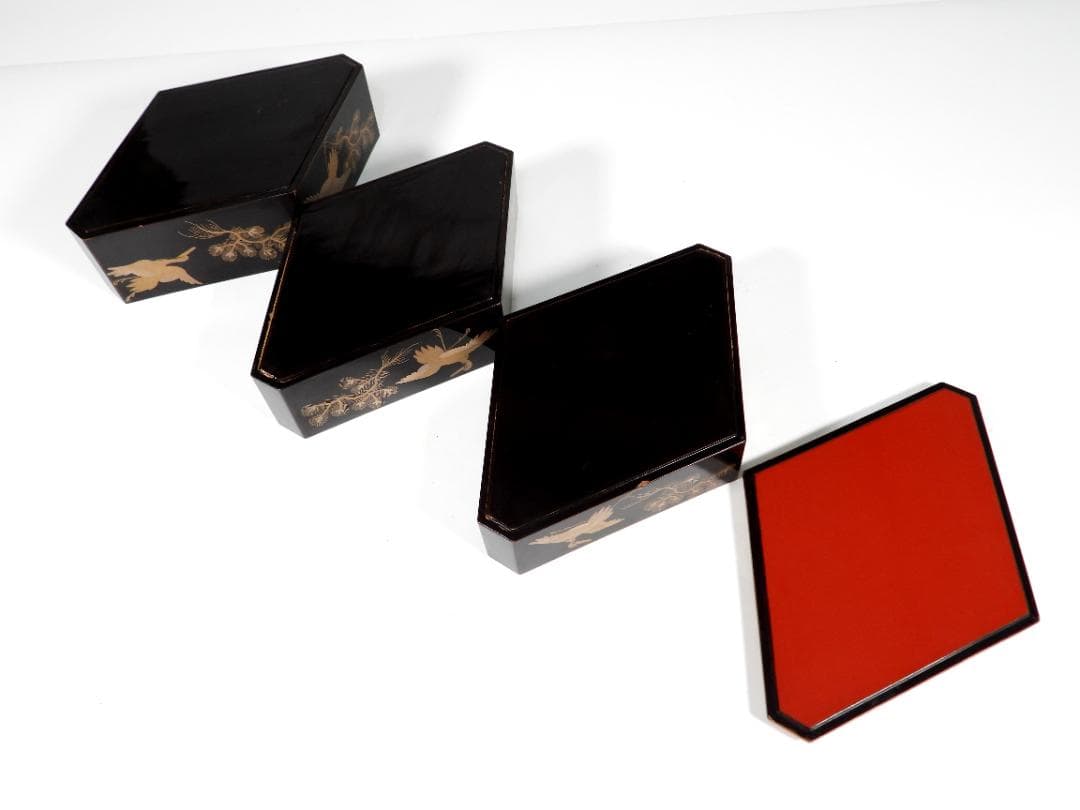 能登輪島塗 豪華金彩蒔絵 三重提箱 木製漆器 『坂井』 蒔絵飛鶴図