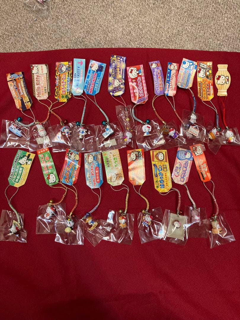 ご当地キティ 根付け ストラップ　まとめ売り