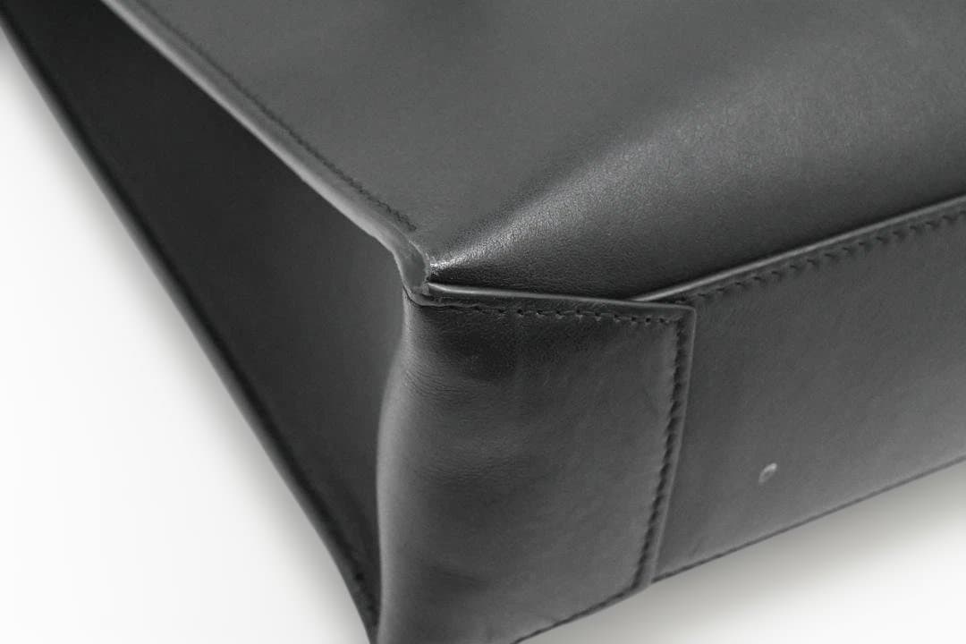 【ユニセックス】LOEWE　ロエベ　ビジネスバッグ　ハンドバッグ