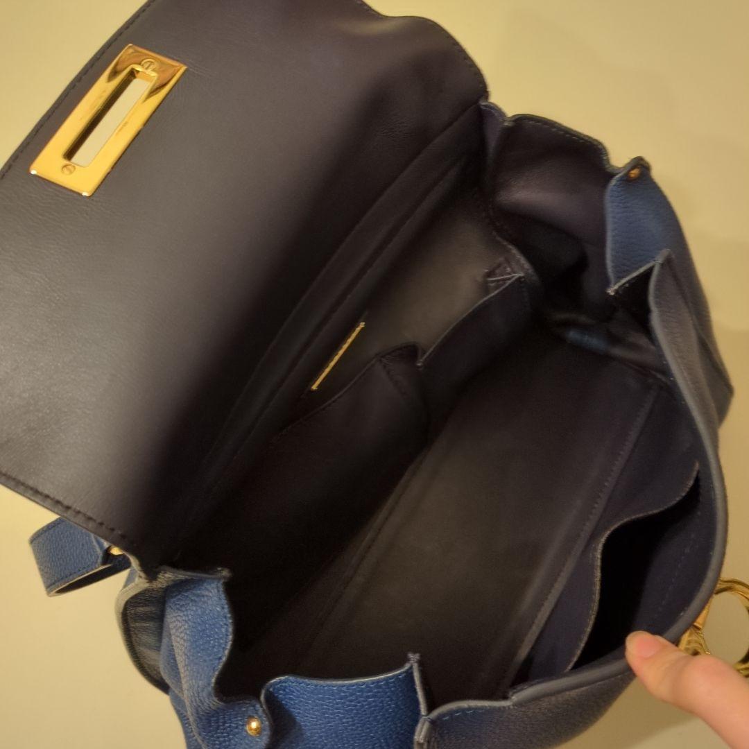 Salvatore Ferragamo ダークブルー ショルダーバッグ