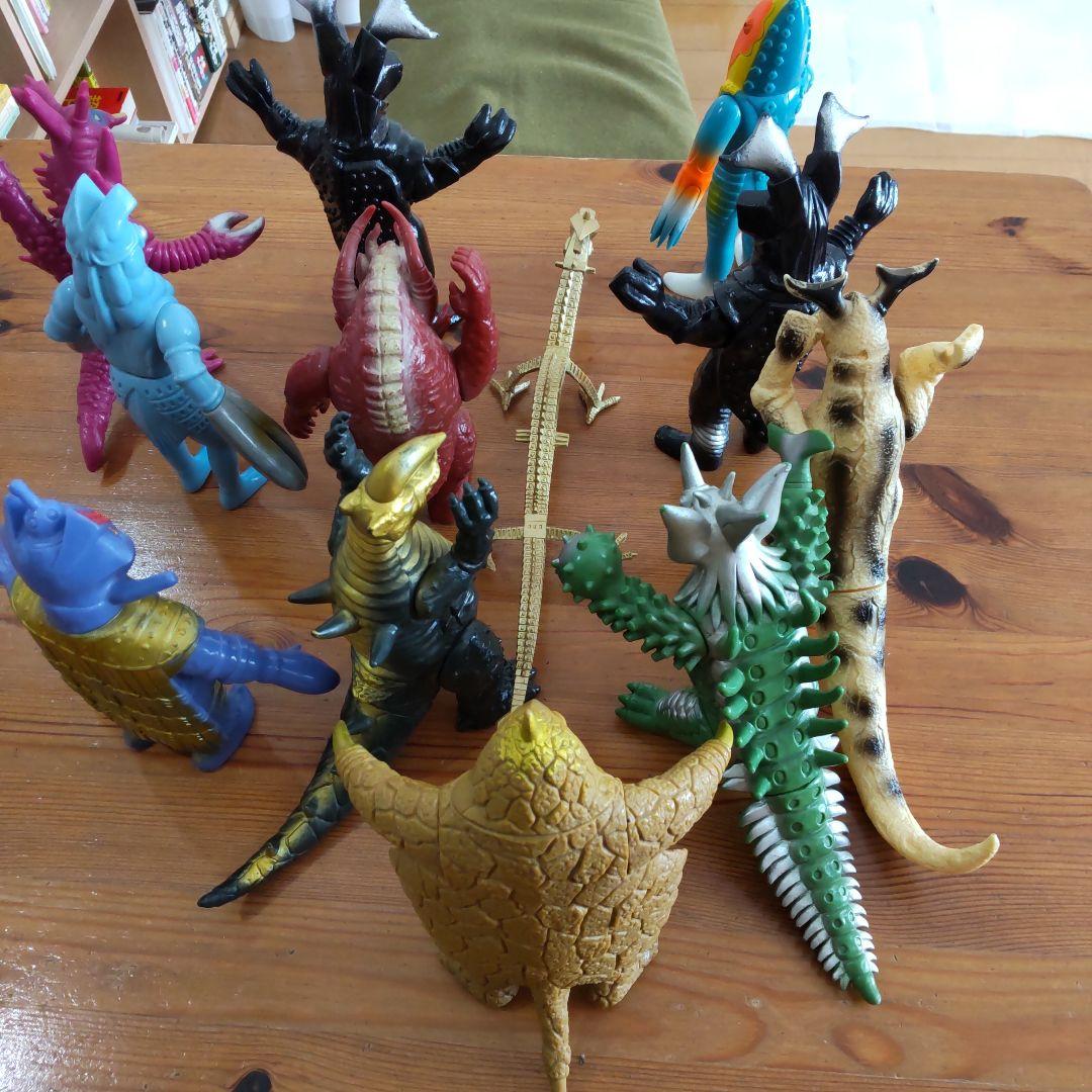 ウルトラマンシリーズ 　　　　　　　　　怪獣ソフビ 12体セット
