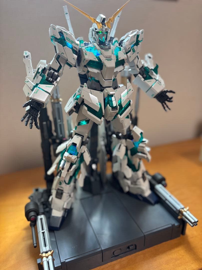 専用出品 PG 1/60 ユニコーンガンダム1号機　最終決戦仕様　LED 完成品