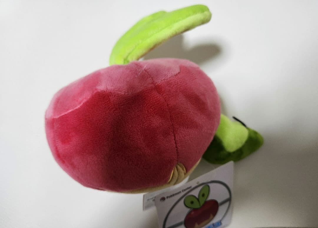 ポケモンセンター限定　カジッチュ　ぬいぐるみ