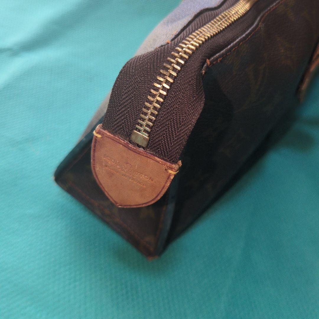 Louis Vuitton ブラウン ハンドバッグ