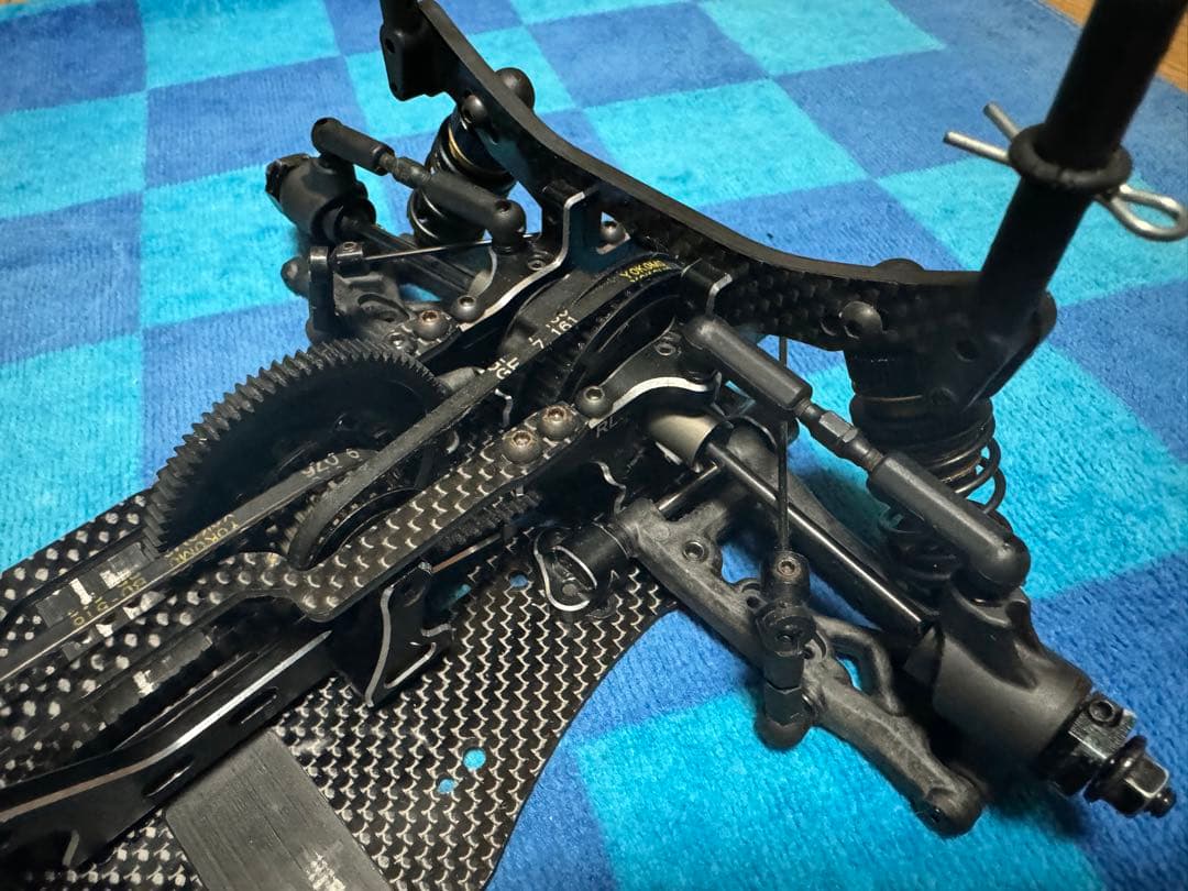 ヨコモBD8シャーシ、おまけ沢山