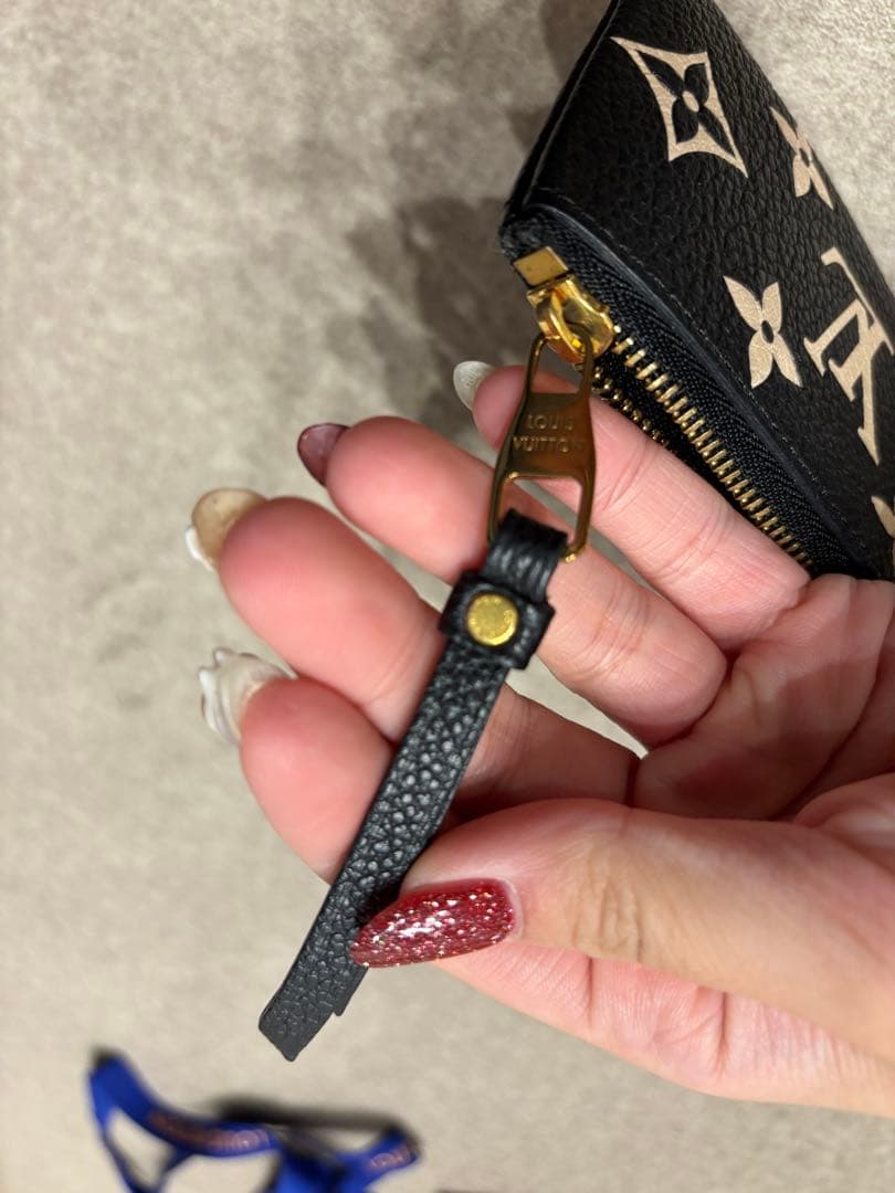 ルイヴィトン ケース ポシェットクレ アンプラント バイカラー