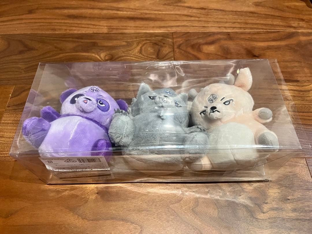 女王蜂 qb BEAST ぬいぐるみ FC限定ステッカー付き タレントグッズ