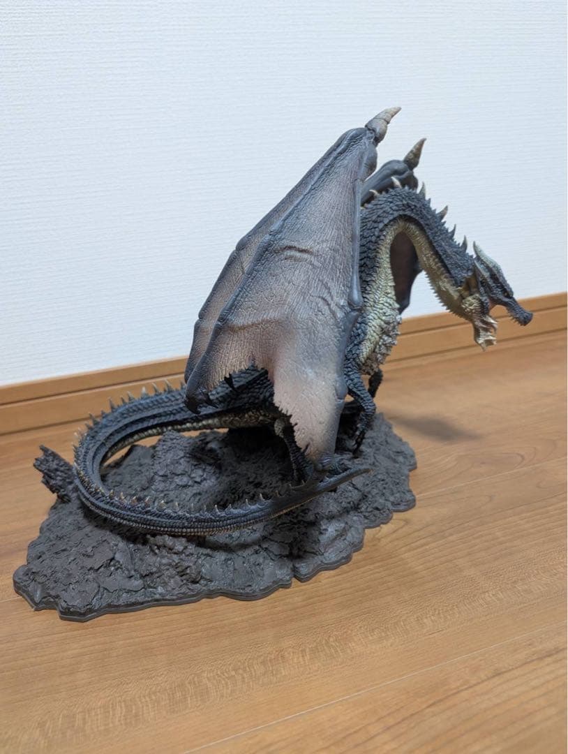 CAPCOMクリエイターズモデル ミラボレアスフィギュア