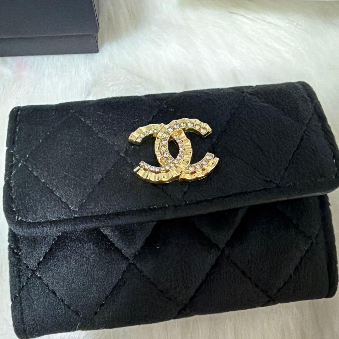 CHANEL ブラック キルティング 財布