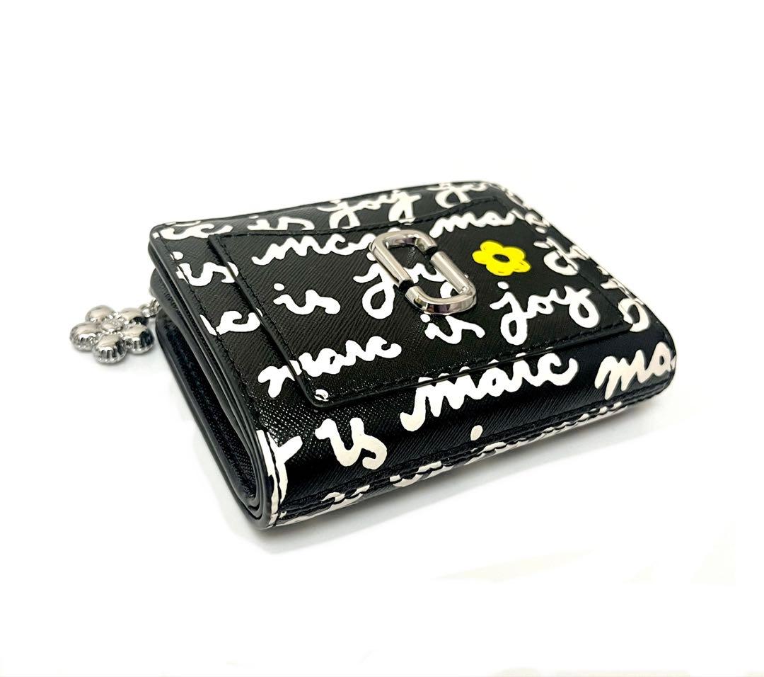 【☆ハル☆ 】MARC JACOBS フローラル 二つ折り財布