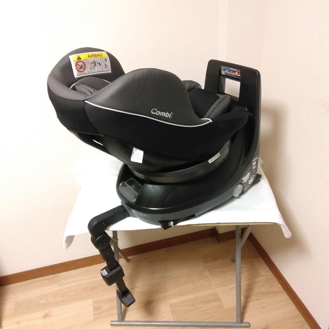 美品 コンビ ネセルターン ISOFIX 回転式 チャイルドシート