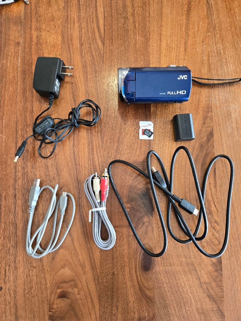 [再値下げ][美品]JVC Everio GZ-E565-A　ビデオカメラ