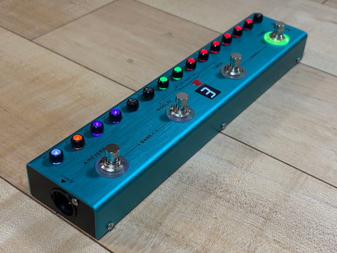 【新品同様】M-VAVE TANK-G バッテリー内蔵マルチエフェクター